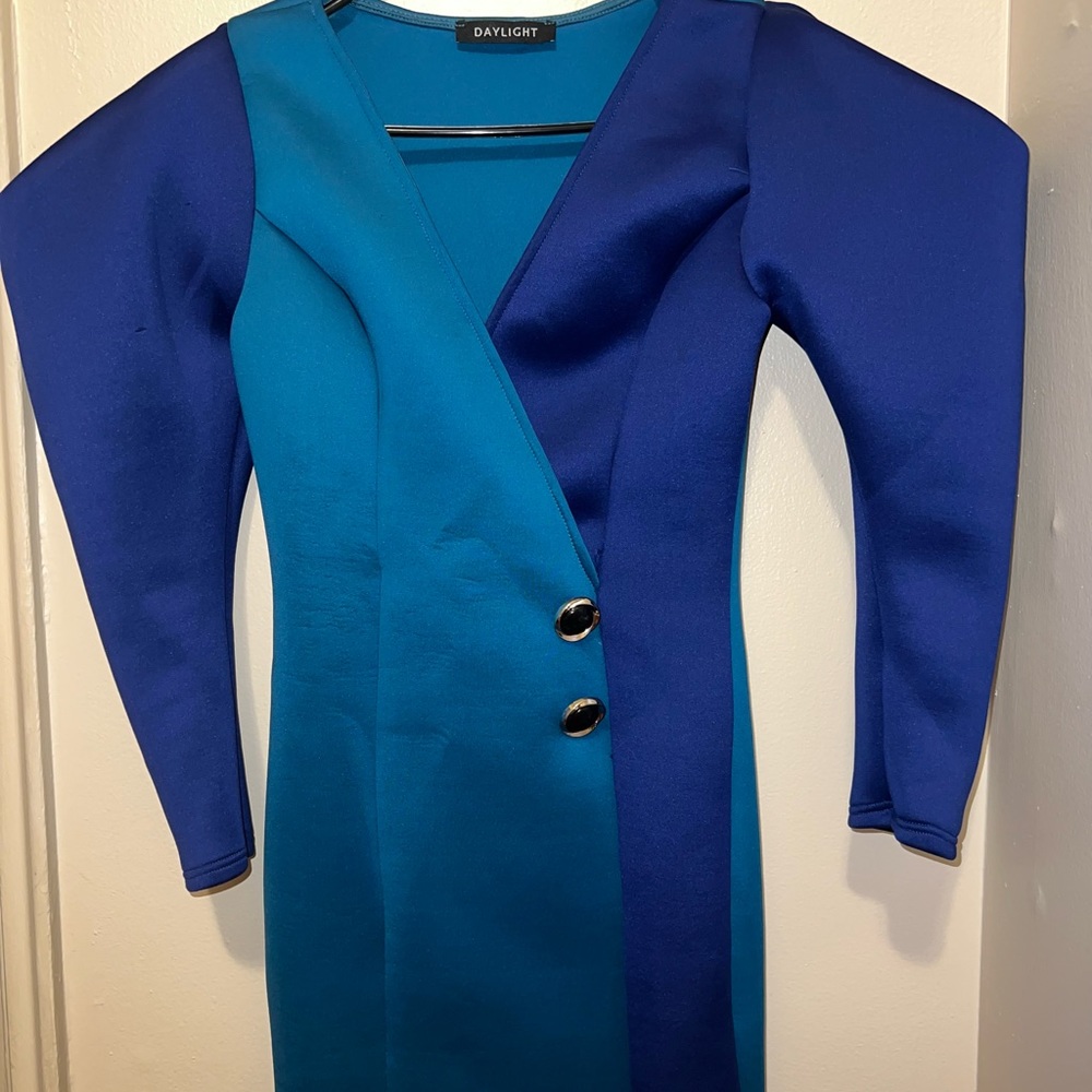 Women long sleeves dress